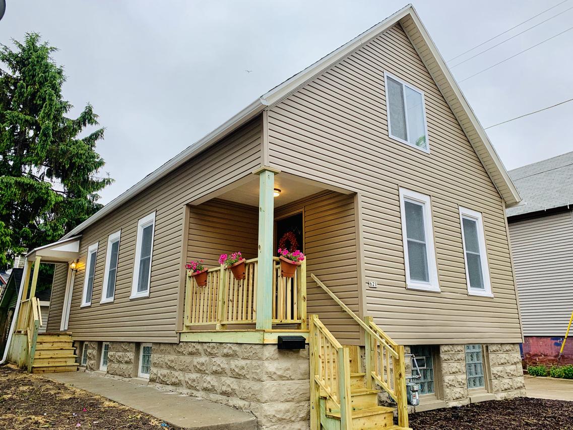 621 E Wright St, Milwaukee, WI 53212