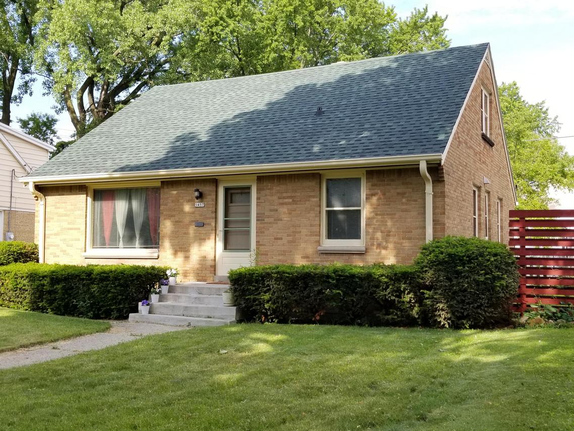 5457 N 13th St, Milwaukee, WI 53209
