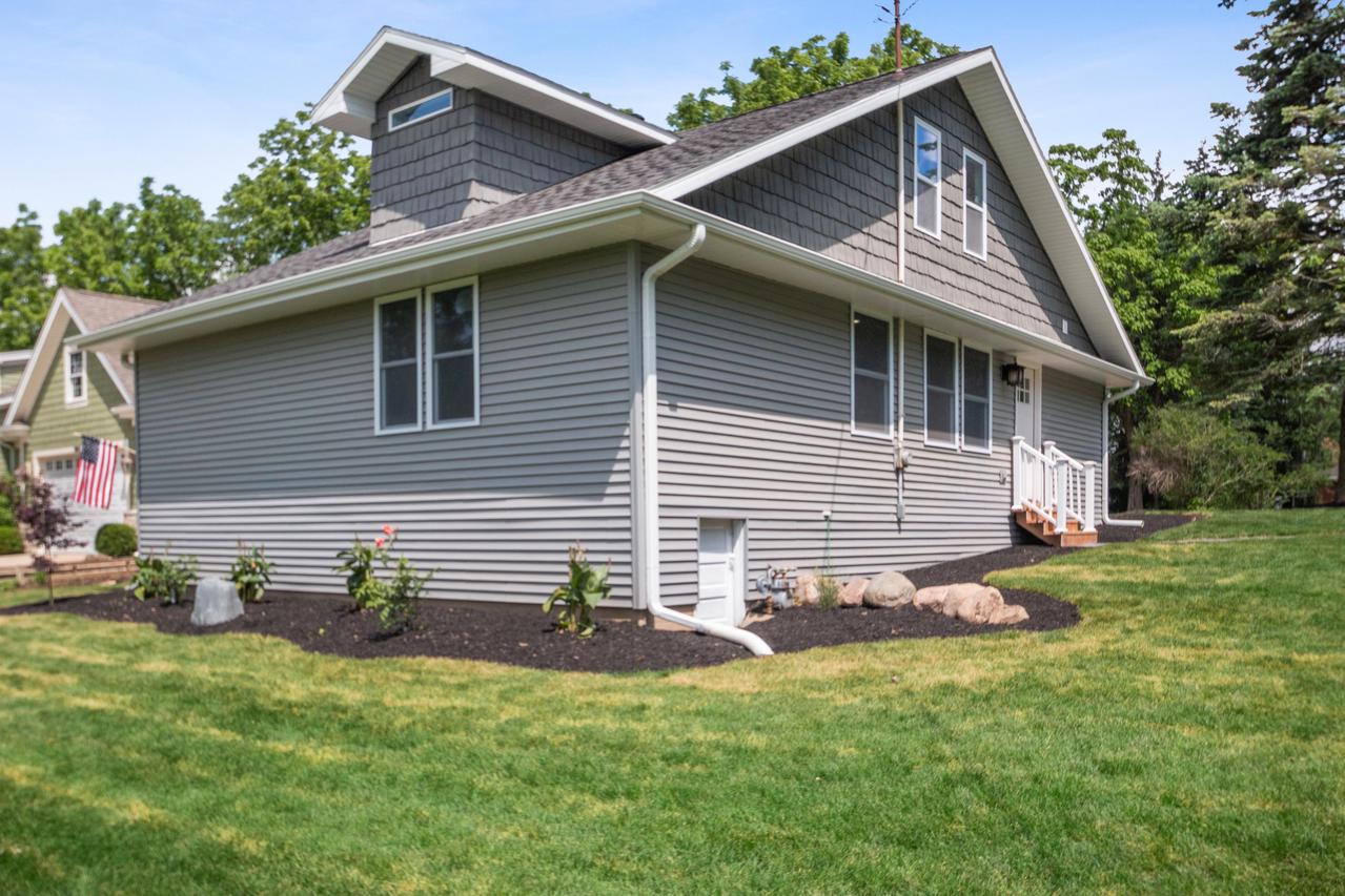 W3670 Lakeview Ave., Linn, WI 53147