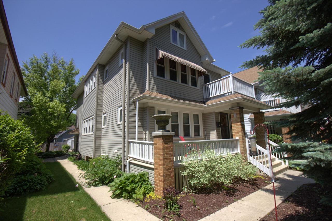 3255 S Springfield Ave #3257, Milwaukee, WI 53207