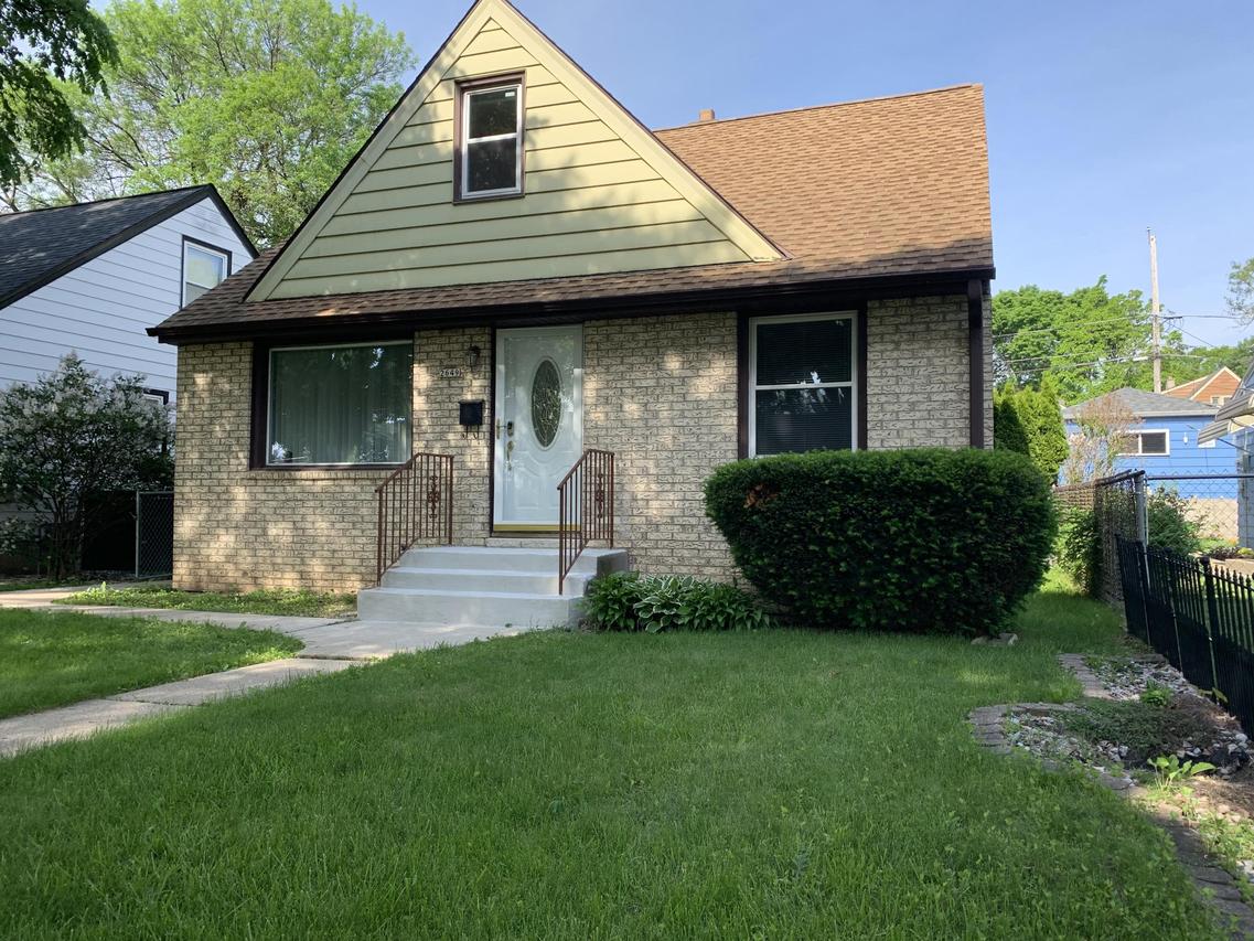 2649 S 66th St, Milwaukee, WI 53219