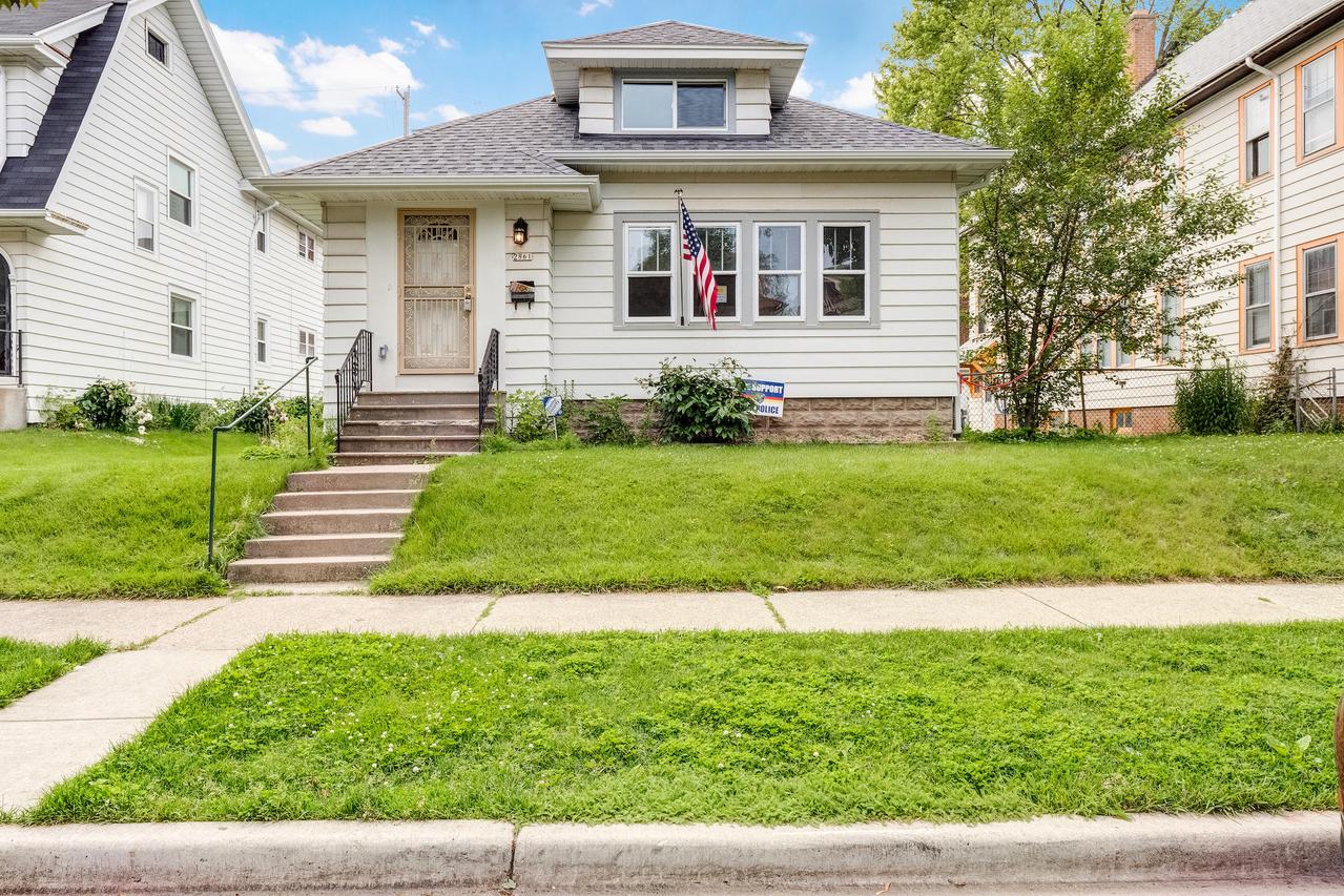 2861 N 52nd St., Milwaukee, WI 53210