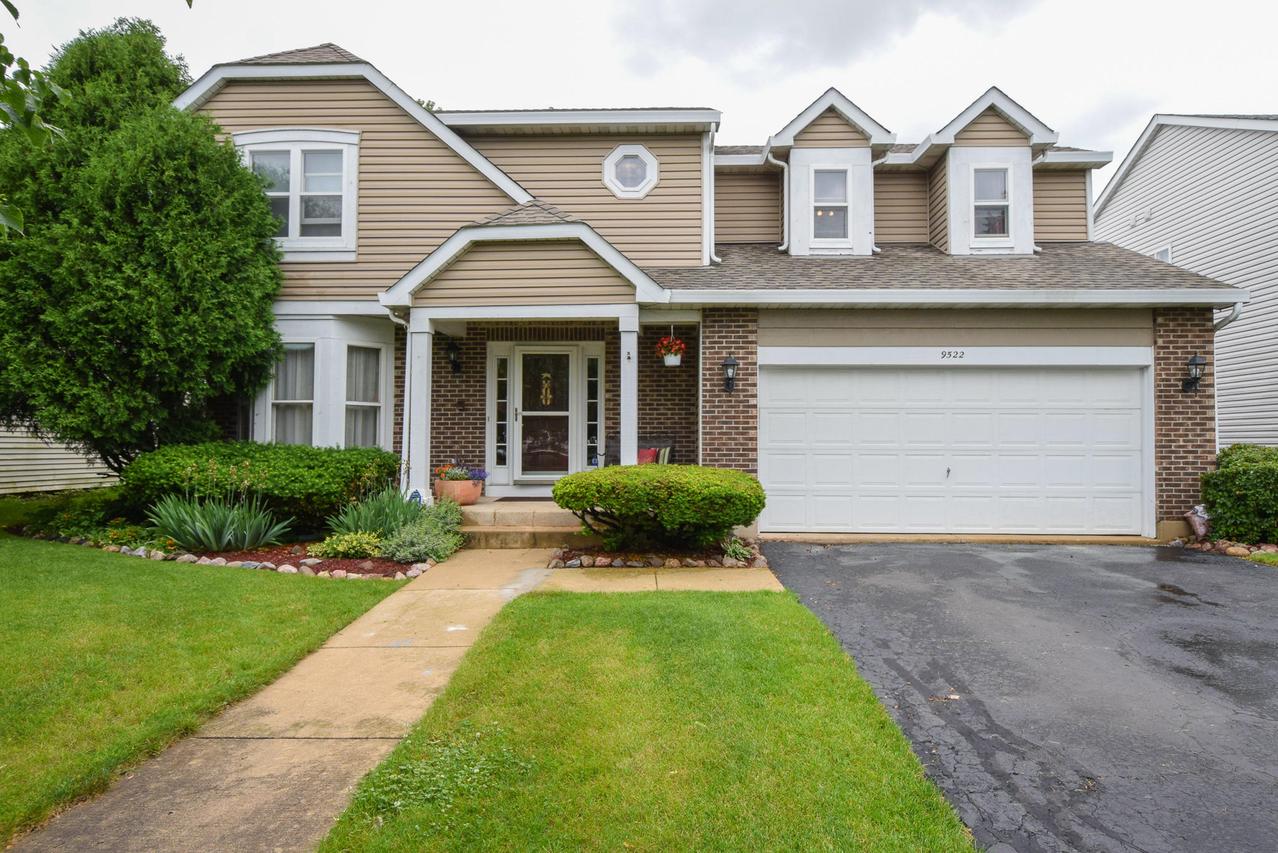 9522 74th St, Kenosha, WI 53142
