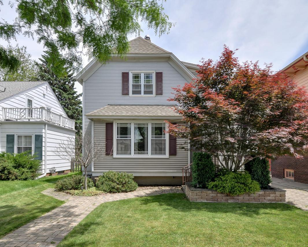 1615 Park Ave, Racine, WI 53403