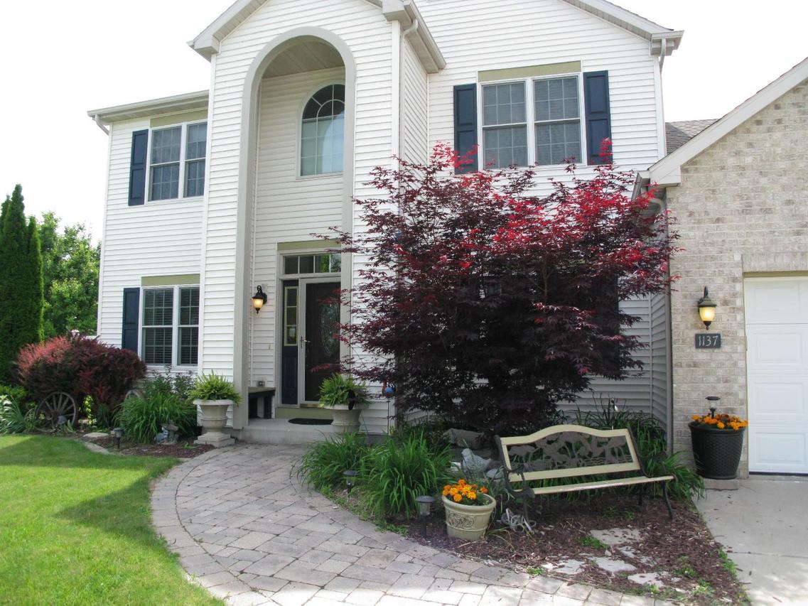 1137 Iris Ln., Saukville, WI 53024