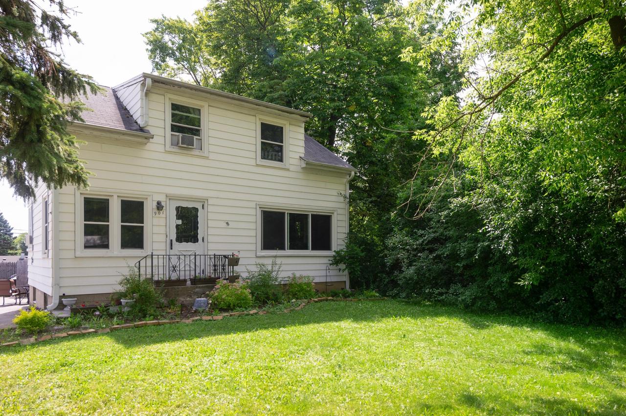 901 S Green Bay Rd, Mount Pleasant, WI 53406