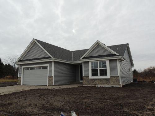 9125 Prairie Crossing Dr., Caledonia, WI 53126