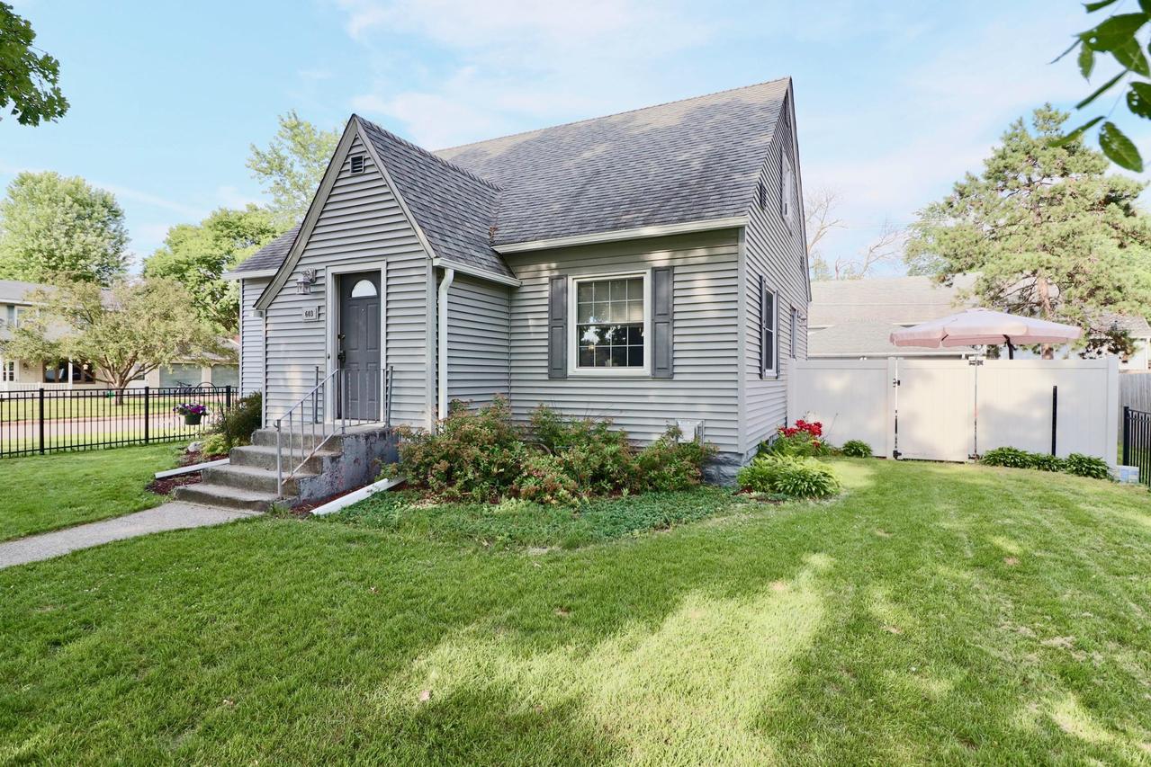 603 S Main St, Holmen, WI 54636