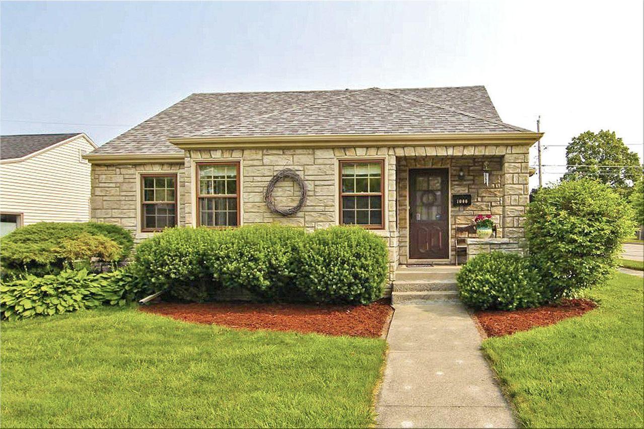 1000 Melvin Ave, Racine, WI 53402