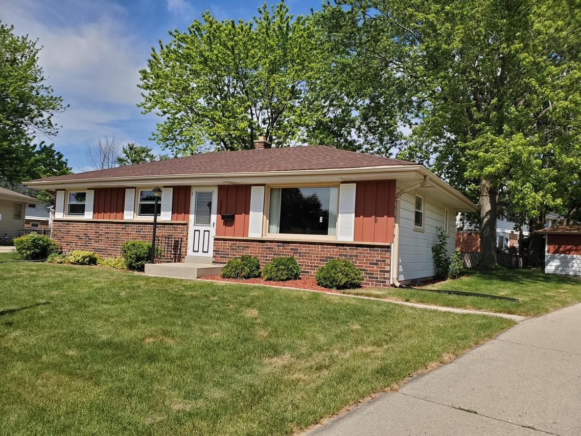 5564 S Indiana Ave, Cudahy, WI 53110