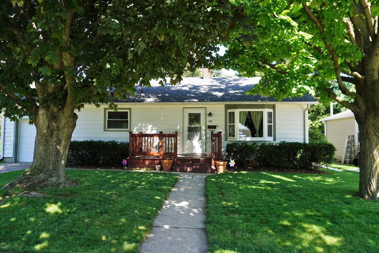 709 Werner St, Watertown, WI 53098