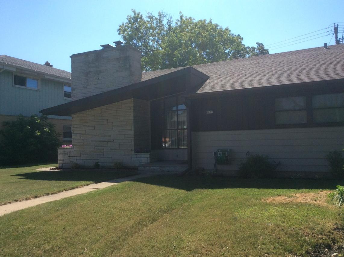 4427 N 76th St., Milwaukee, WI 53218