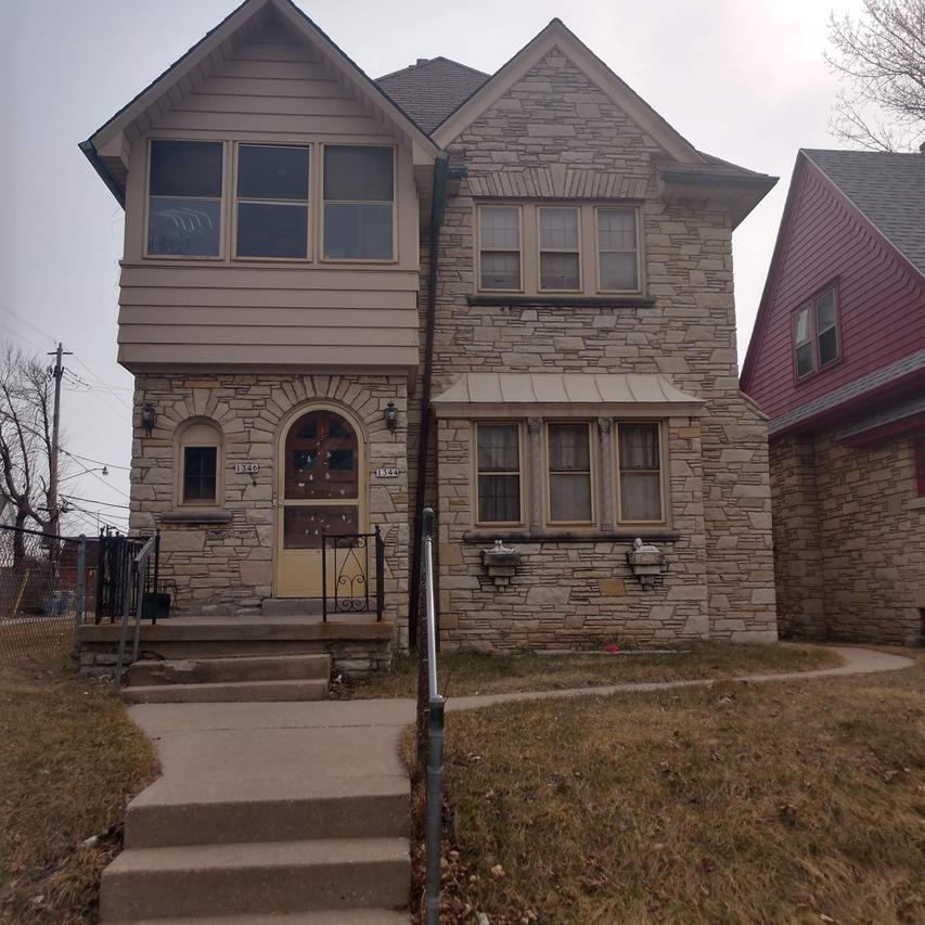 1344 N 40th St #1346, Milwaukee, WI 53208