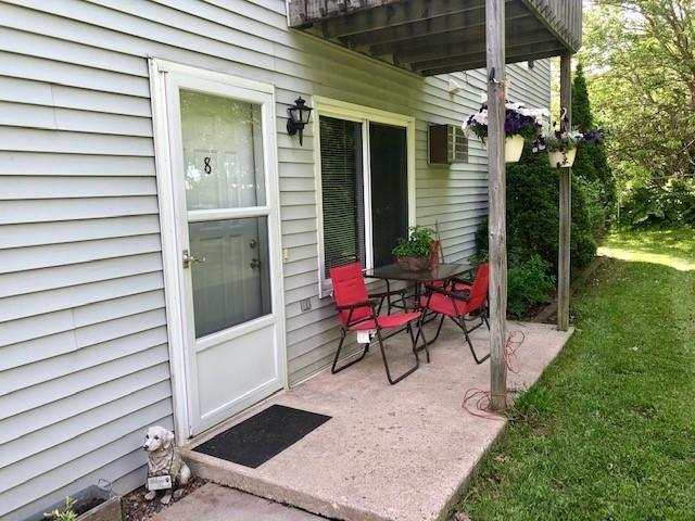 160 Maple Ave. #8, Slinger, WI 53086