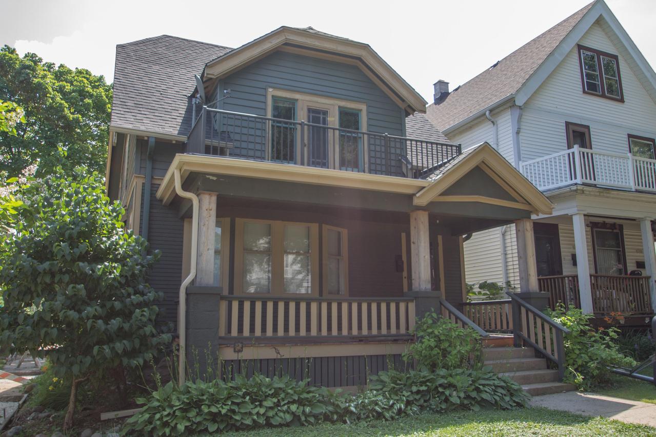 1556 N 48th St, Milwaukee, WI 53208