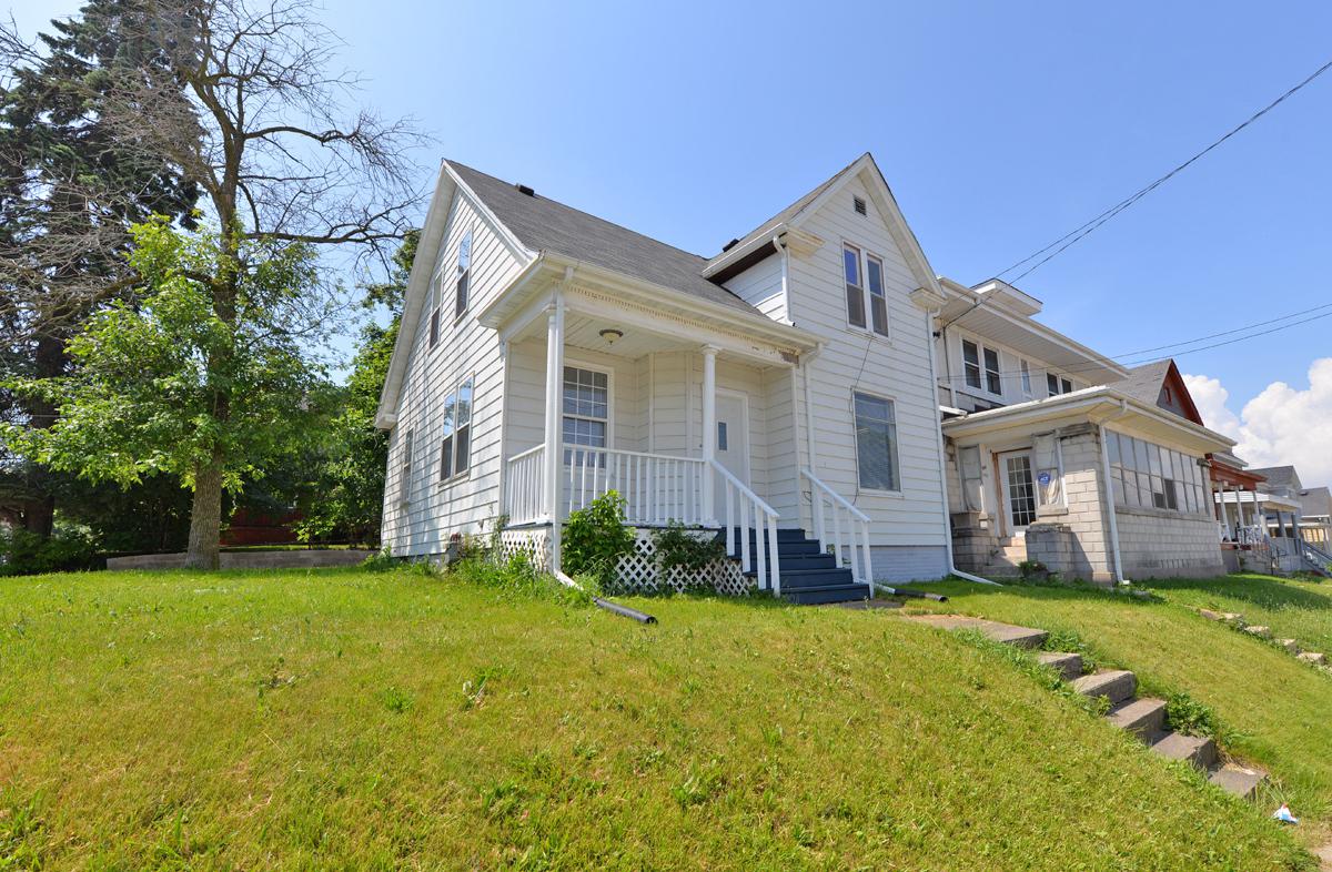 1801 W Sixth St., Racine, WI 53404