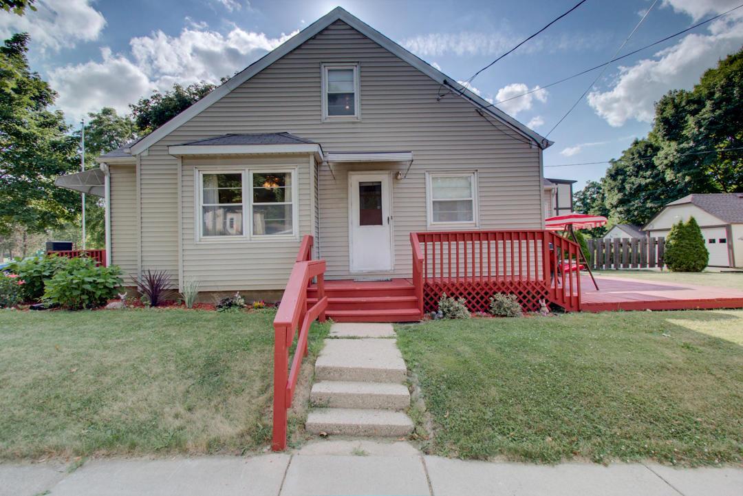 926 E Broadway -, Waukesha, WI 53186