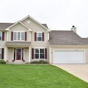 W154N6277 Marvel Dr, Menomonee Falls, WI 53051