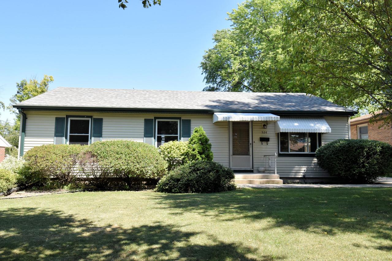 524 N 98th St., Wauwatosa, WI 53226