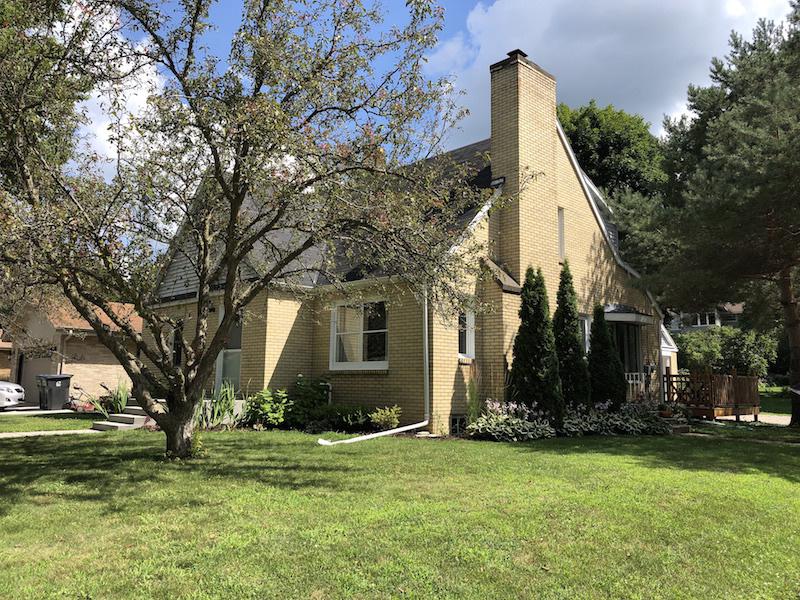 423 E Wabash Ave., Waukesha, WI 53186