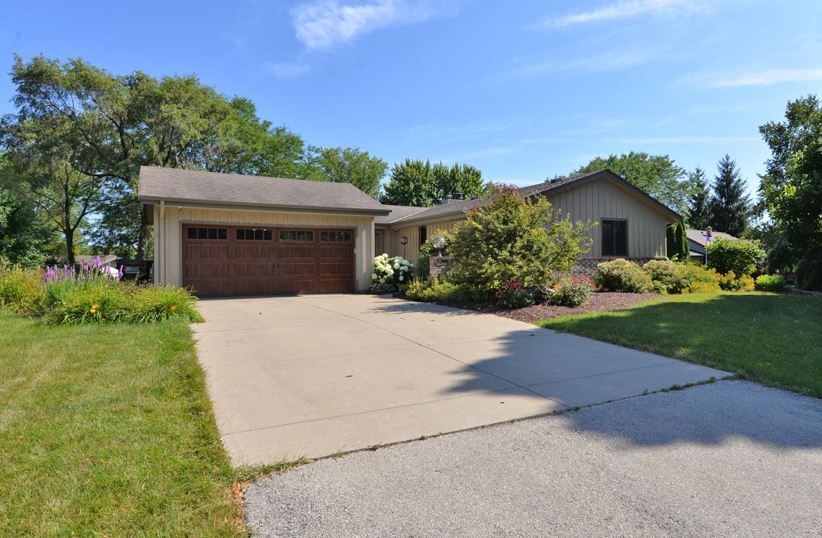 5315 Linden Cir, Caledonia, WI 53406