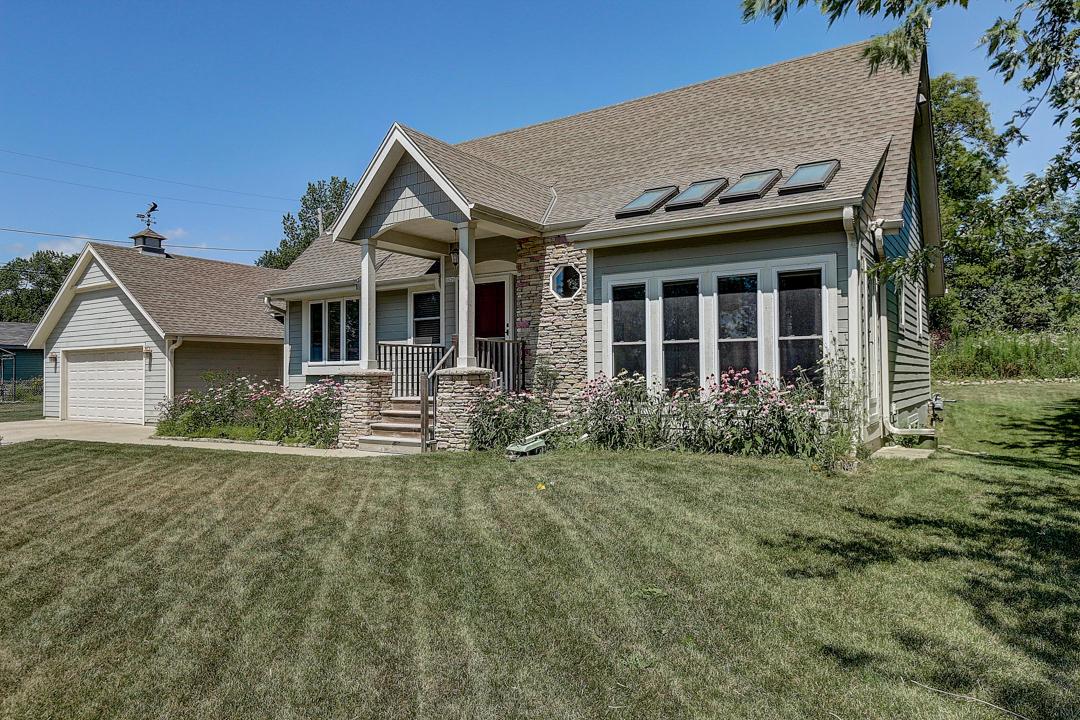 3626 W Missouri Ave, Franklin, WI 53132