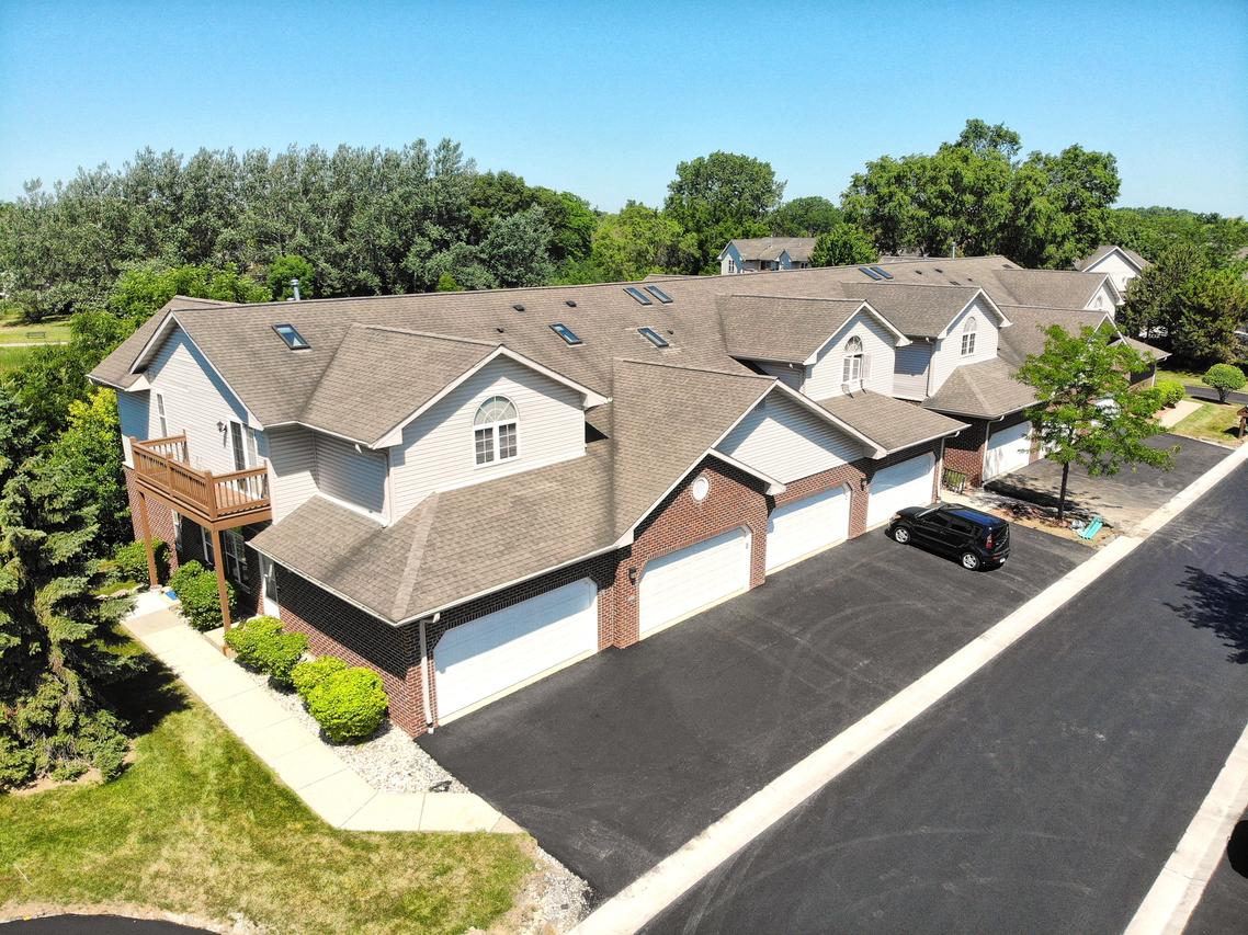 7925 S Scepter Dr. #1, Franklin, WI 53132