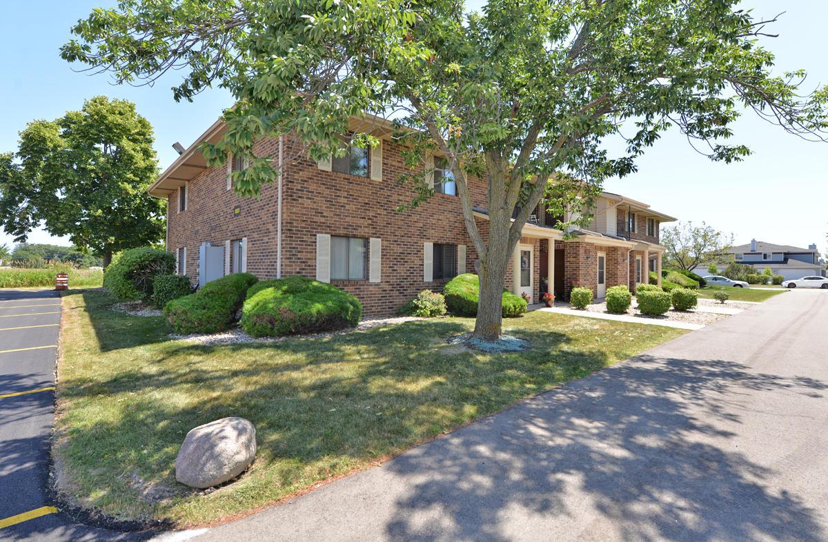6520 Mariner Dr. #203, Racine, WI 53406
