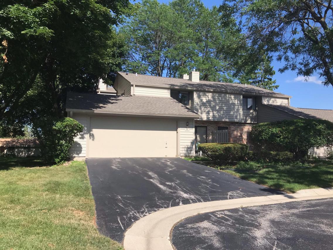 11012 N Elder Tree Ct., Mequon, WI 53092