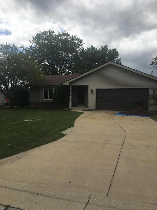 4003 W Madison Blvd, Franklin, WI 53132