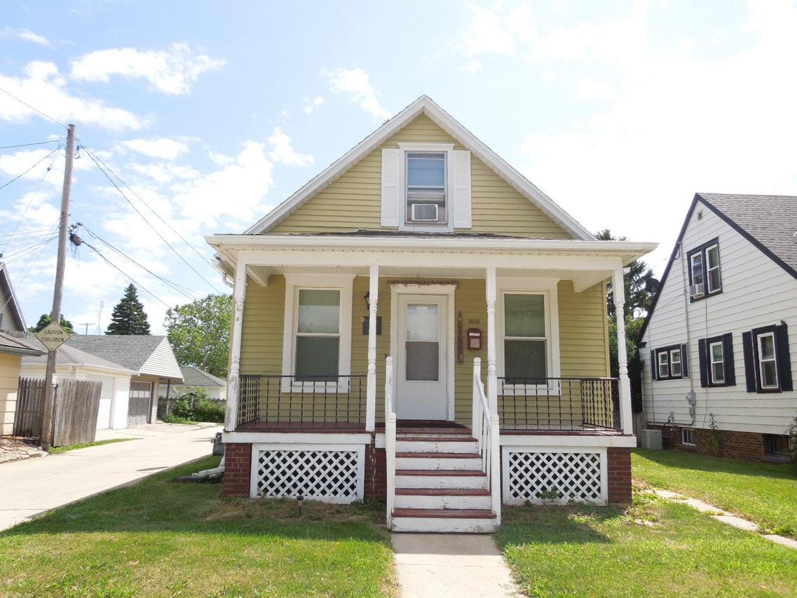 1615 Monroe Ave, Racine, WI 53405