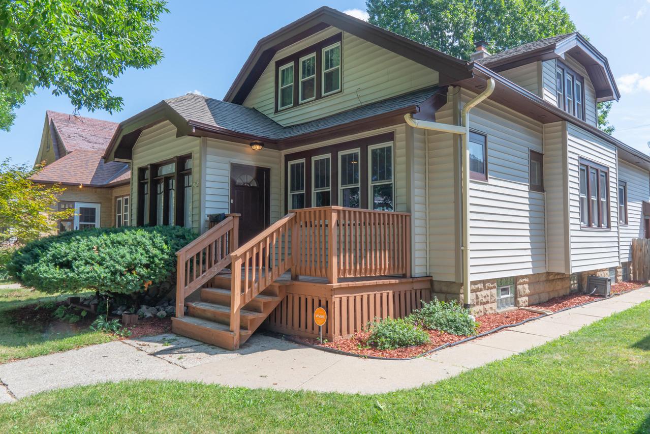 2850 N 56th St., Milwaukee, WI 53210