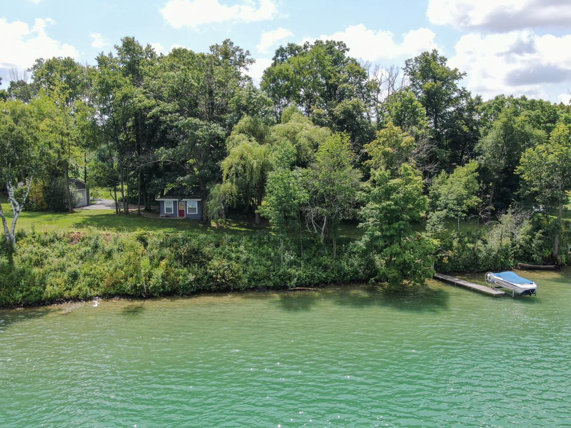 Lt3 Lagoon Ln, West Bend, WI 53095