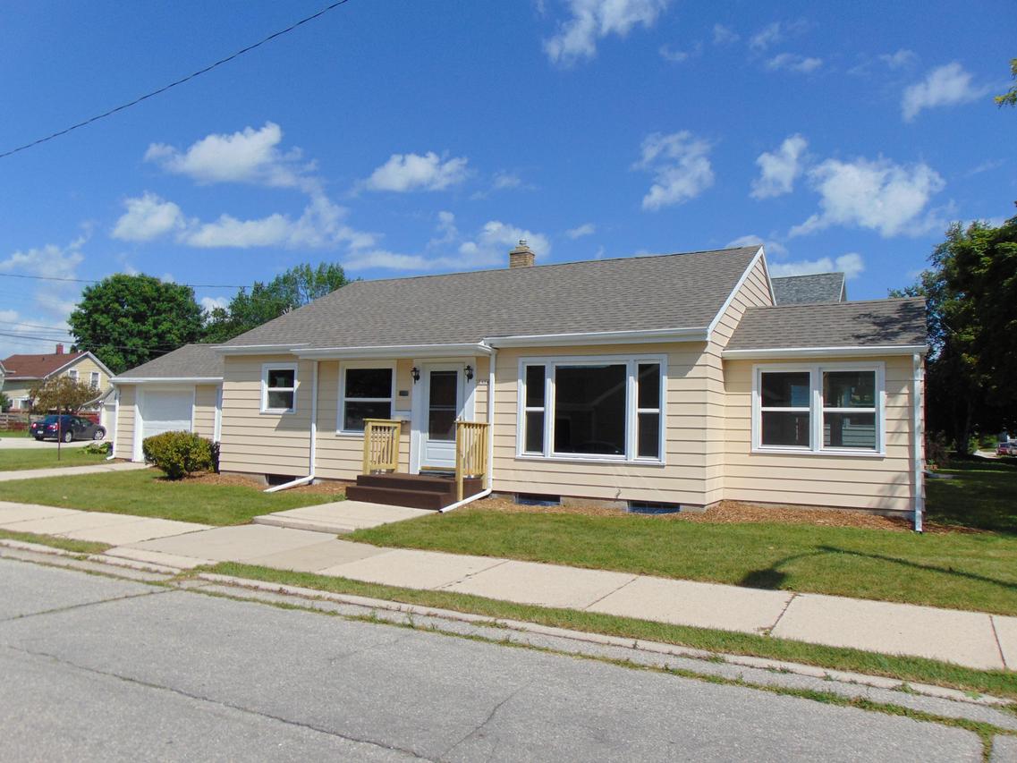 1404 Oakland  Ave., Sheboygan, WI 53081