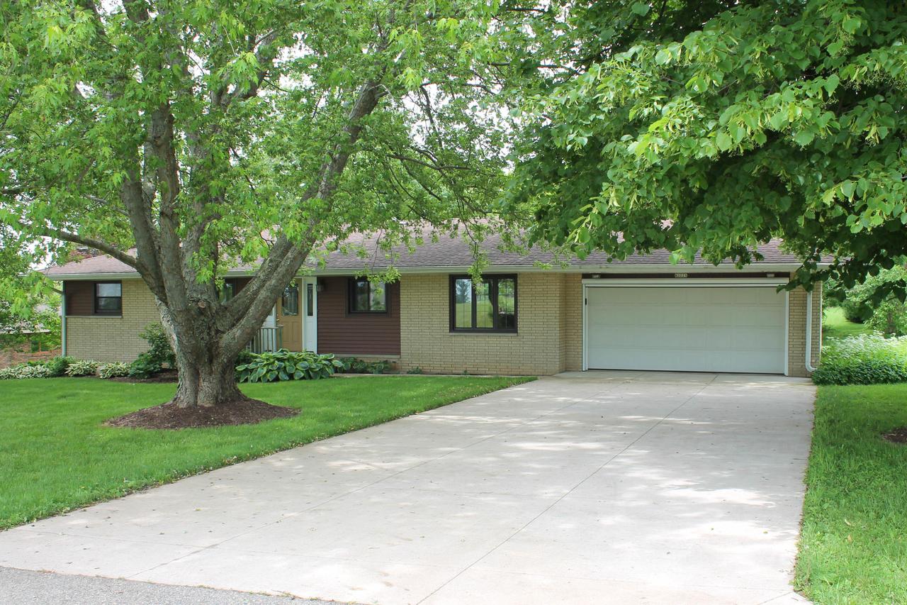 N3225 Center St, Geneva, WI 53147