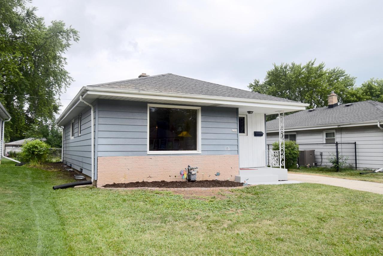 4306 Sixteenth St., Racine, WI 53405