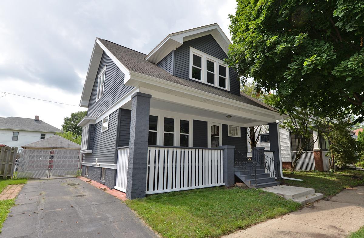 3407 Thirteenth St., Racine, WI 53405