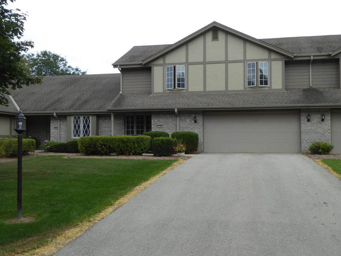 17775B Caribou Pass, Brookfield, WI 53045