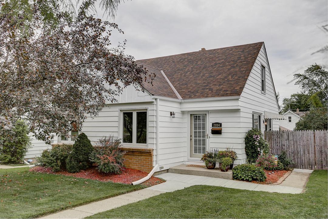 2854 S 49th St, Milwaukee, WI 53219