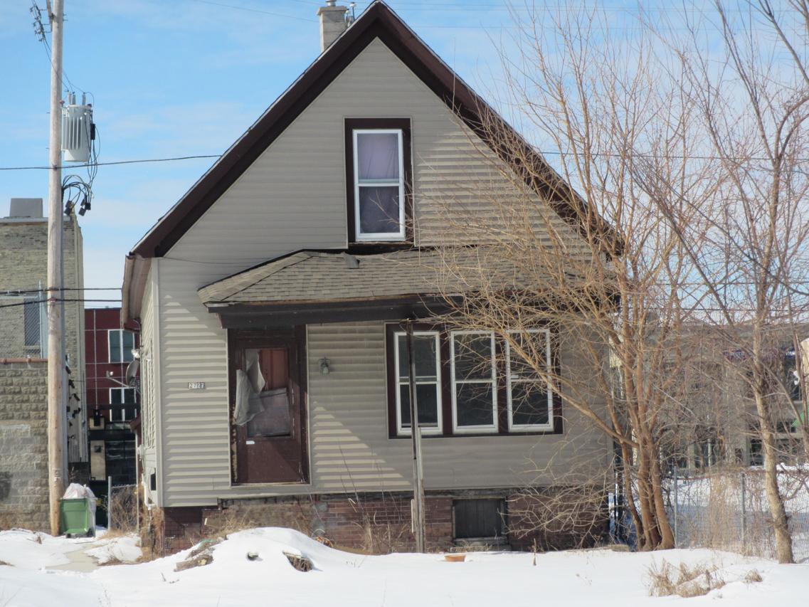 2727 N 2nd St, Milwaukee, WI 53212