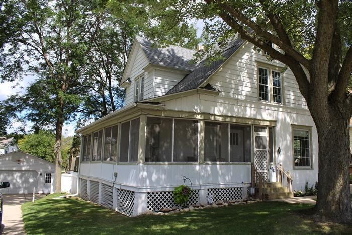 608 Browns Lake Dr., Burlington, WI 53105