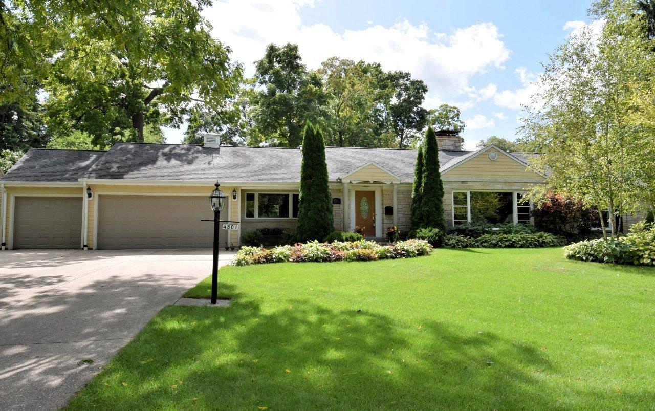 4801 W Jackson Park Dr., Milwaukee, WI 53219