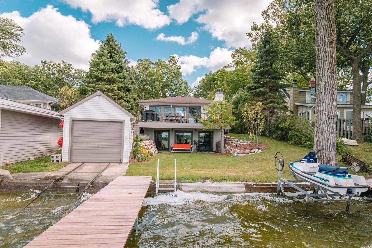 W338N5395 Road Rd., Merton, WI 53058