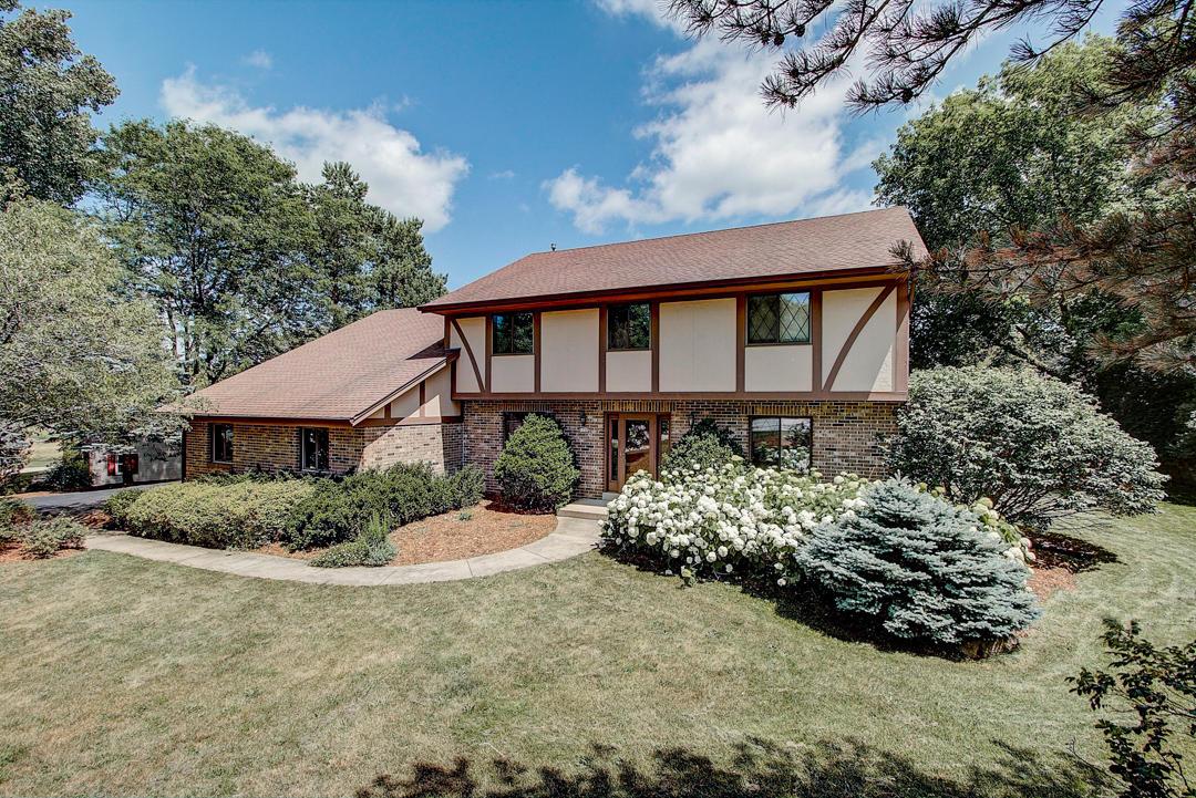 1320 Poplar Ridge, Brookfield, WI 53045