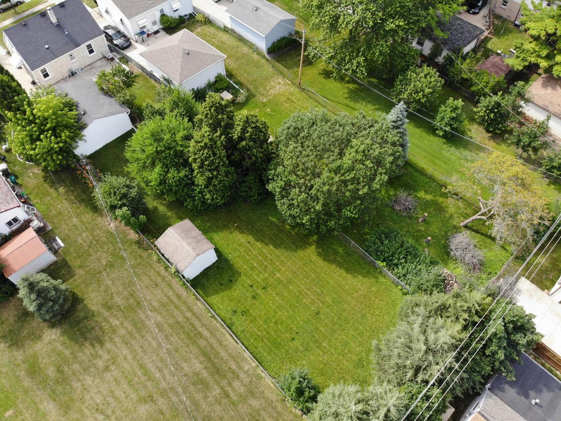 2632 S 69th St, Milwaukee, WI 53219