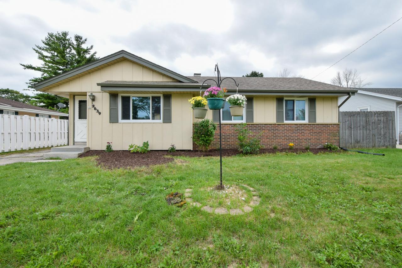 2639 Sumac Dr, Caledonia, WI 53402