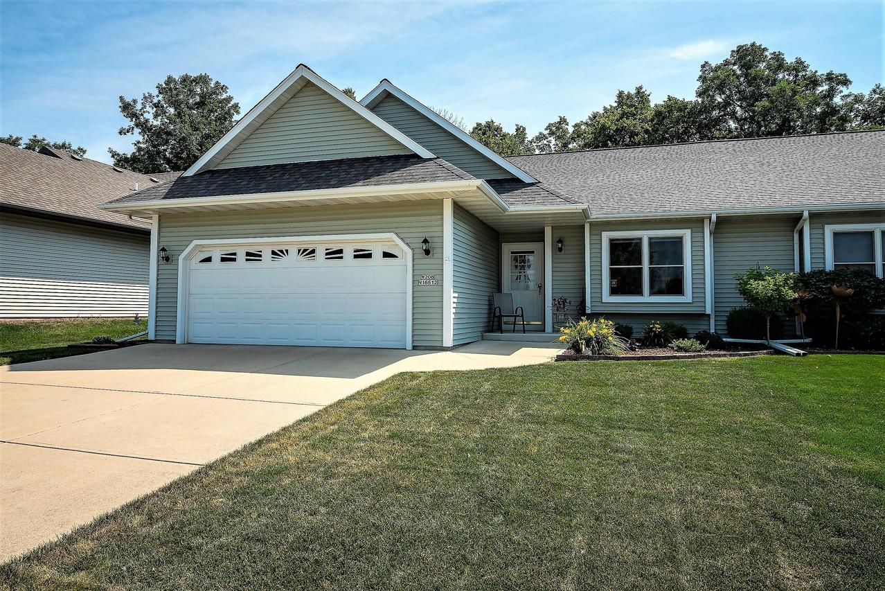 W208N16512 Glen Hill, Jackson, WI 53037
