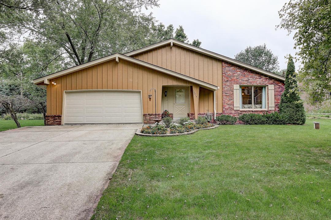 13815 W Prospect Dr., New Berlin, WI 53151