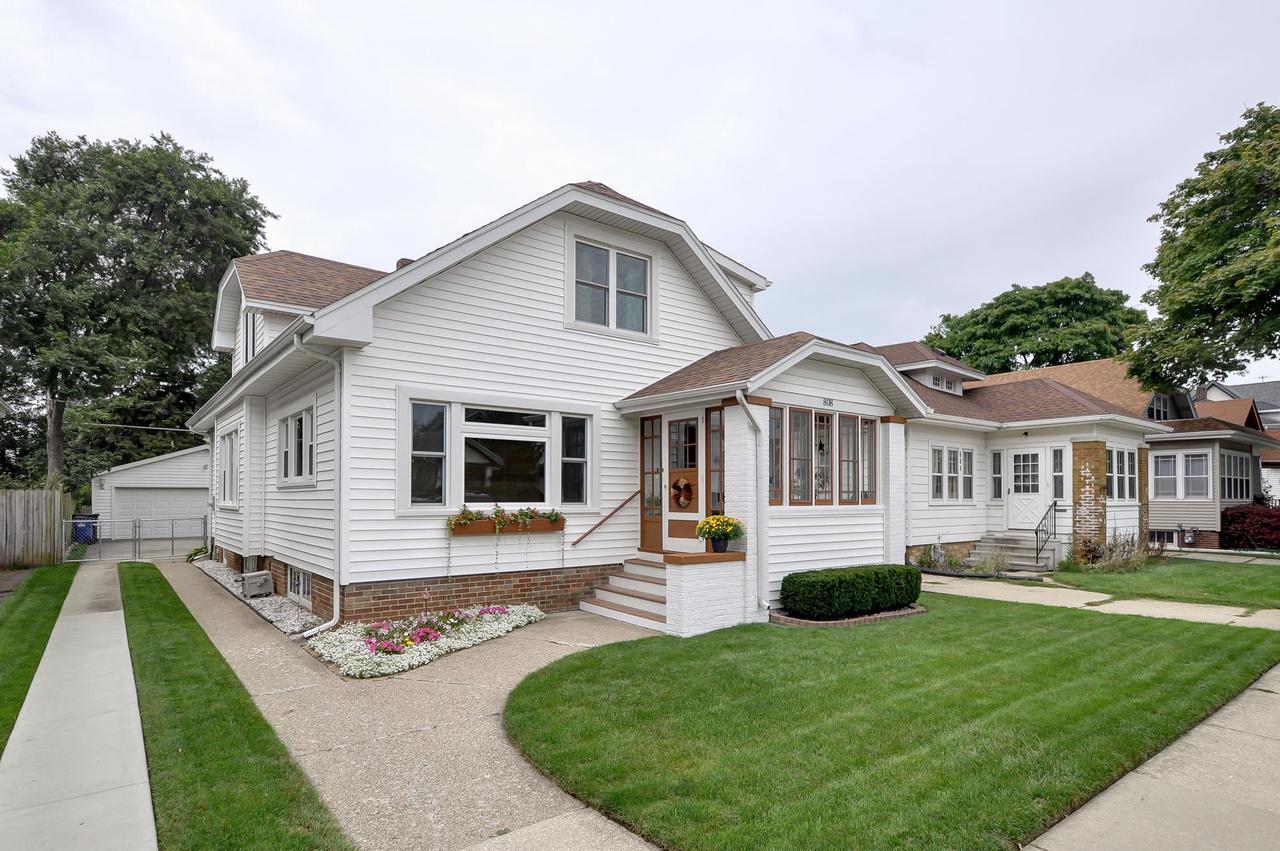 808 Arthur Ave., Racine, WI 53405