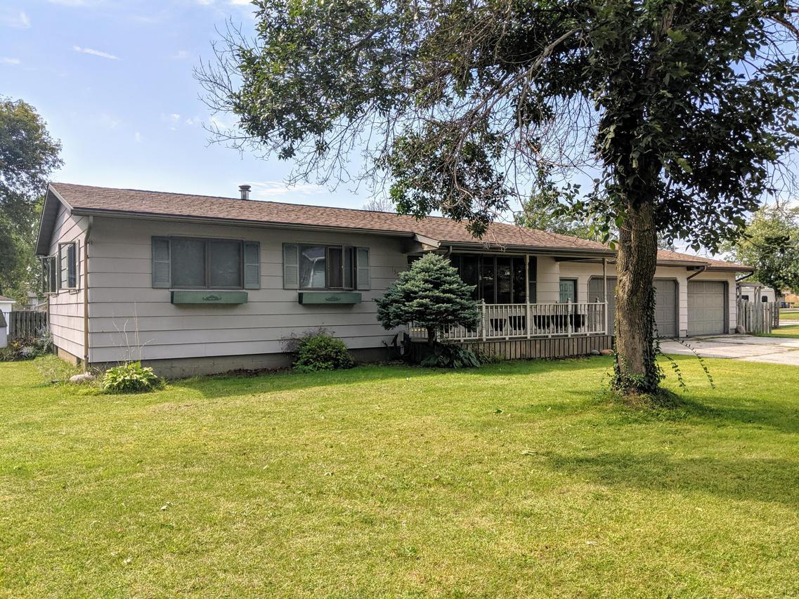 1508 Cliffview Dr., Holmen, WI 54636